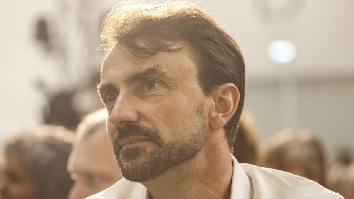Grégory Doucet, le maire de Lyon, hospitalisé suite à un malaise inattendu
