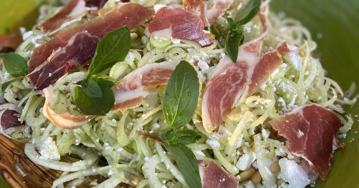 Une salade de fenouil au jambon pour une touche estivale