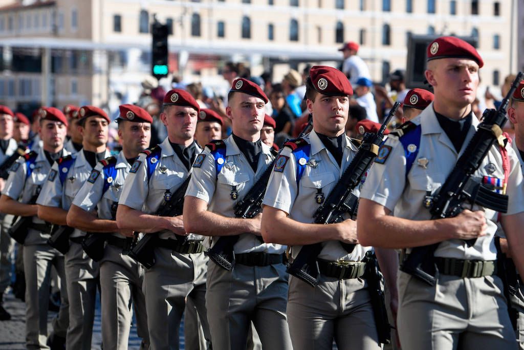 Vers un patriotisme éclairé : Gérard Longuet appelle à la prise de conscience