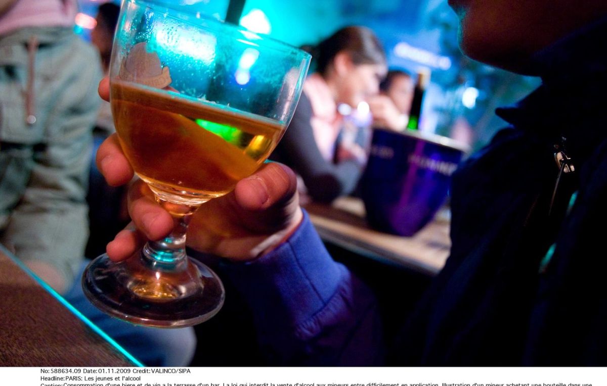 Un commissaire en état d'ivresse face à la justice après une altercation à Paris