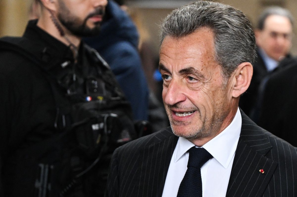 Nicolas Sarkozy brise le silence sur le front républicain et l'extrême droite
