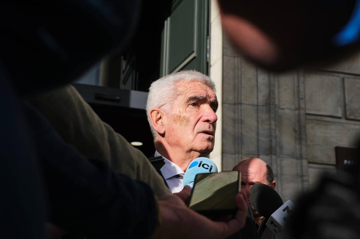 Le maire de Tarbes au cœur d'un scandale de favoritisme : une démission inévitable