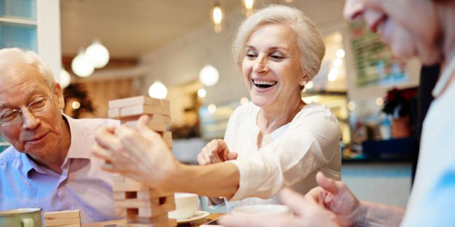 La vie dorée en résidence services : comment choisir sa seconde maison ?