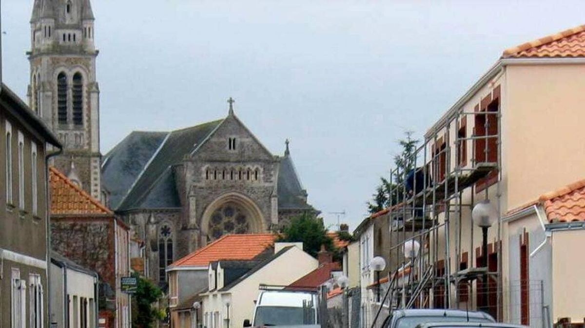 L'église de Saint-Hilaire-de-Chaléons face à un danger imminent : l'évacuation est lancée