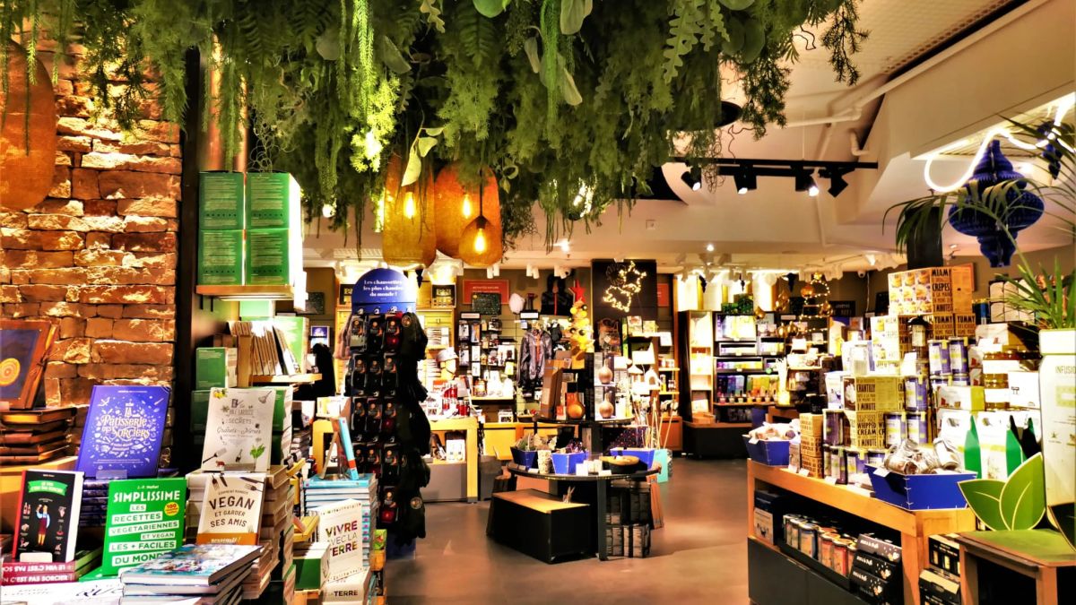 Des bracelets à prix d'or : Nature & Découvertes face à des accusations de surenchère