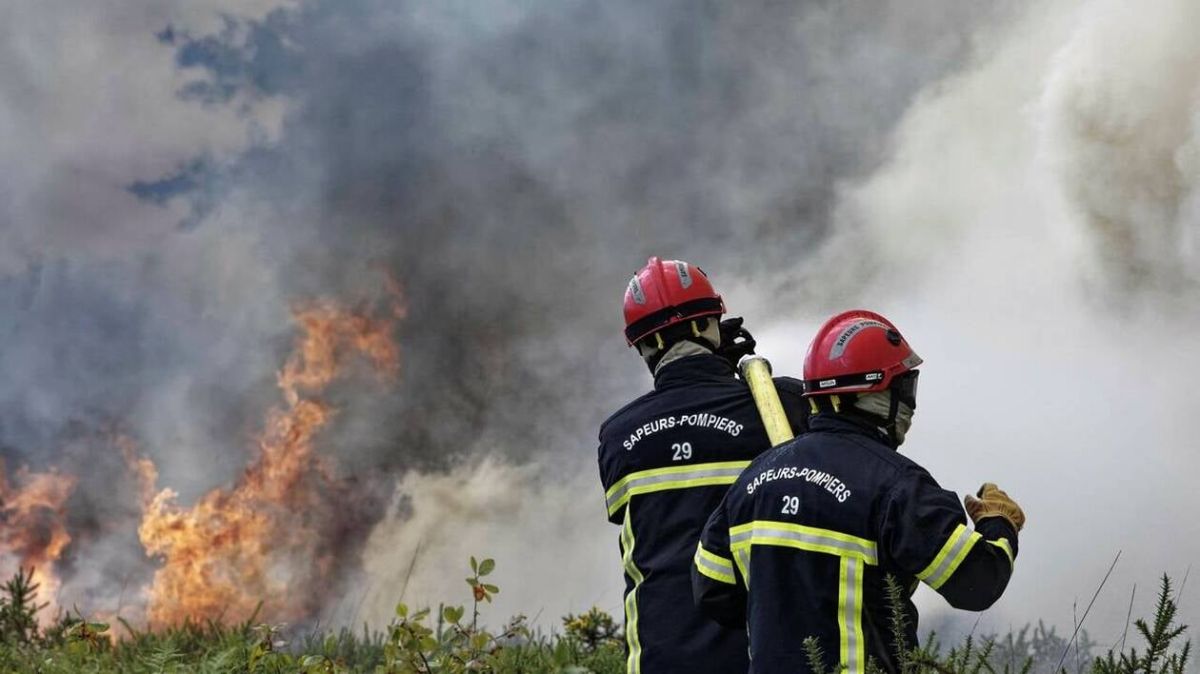 Guimiliau renforce sa lutte contre les incendies grâce à des agriculteurs