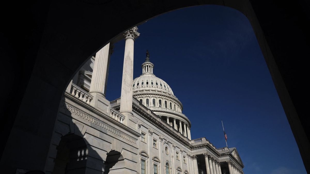 Des fonctionnaires fédéraux vers la scène politique : une résilience après les licenciements