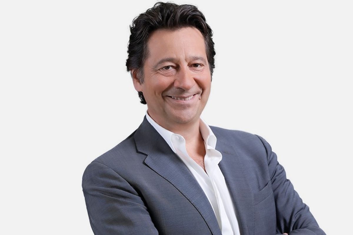 Laurent Gerra, entre humour incisif et révélations croustillantes sur Balkany