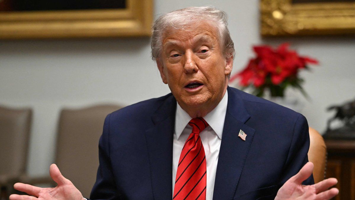 Les tensions montent à Kiev : un attentat meurtrier et l'impatience de Trump