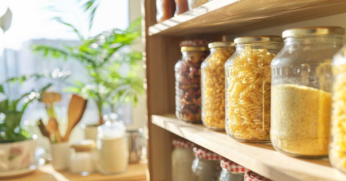 Aménager son garde-manger : les secrets pour une organisation optimale