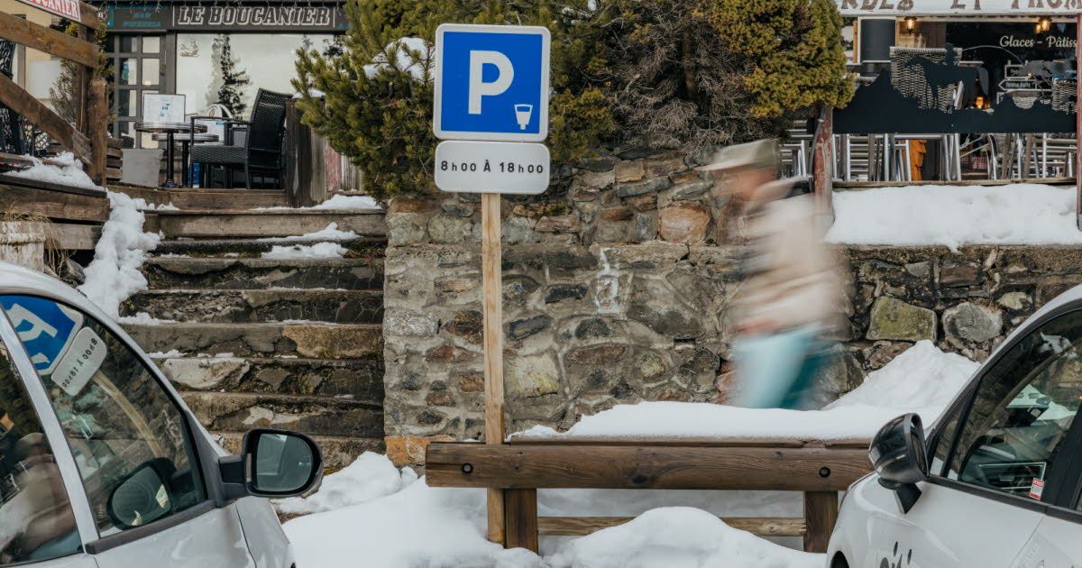 Chamrousse attire les skieurs avec un stationnement payant innovant