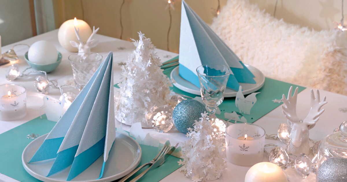 Un pliage de serviette express transformant votre table en montagne