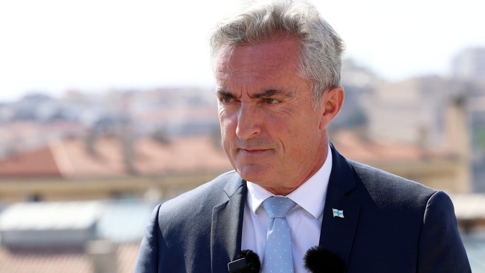 Stéphane Ravier : le sénateur sous le feu des projecteurs pour favoritisme