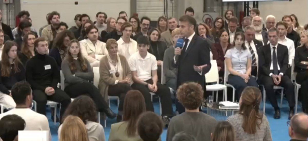 Emmanuel Macron annonce une amende de 500 euros pour les consommateurs de drogue