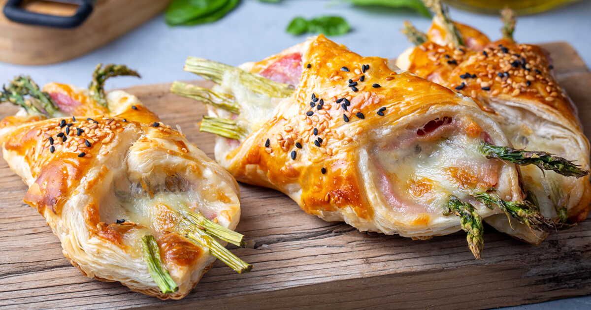 Des feuilletés aux asperges et bacon en un éclair