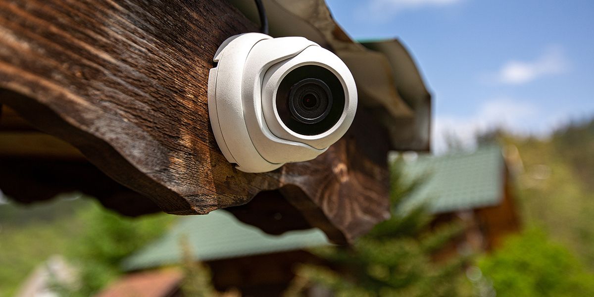 Vidéosurveillance dans votre jardin : ce qu'il faut savoir avant d'installer des caméras