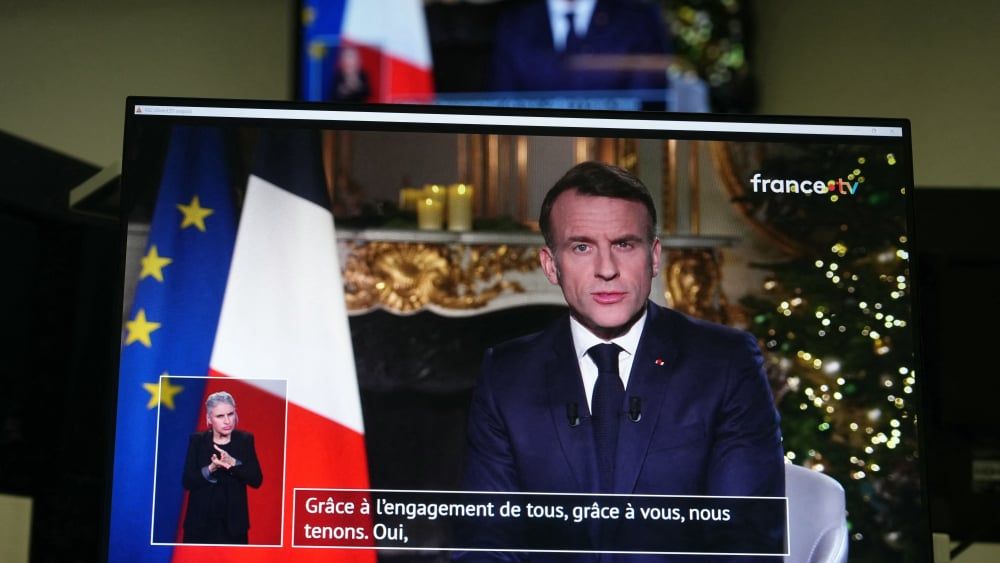 Des vœux présidentiels en baisse : Emmanuel Macron attire 8,9 millions de téléspectateurs