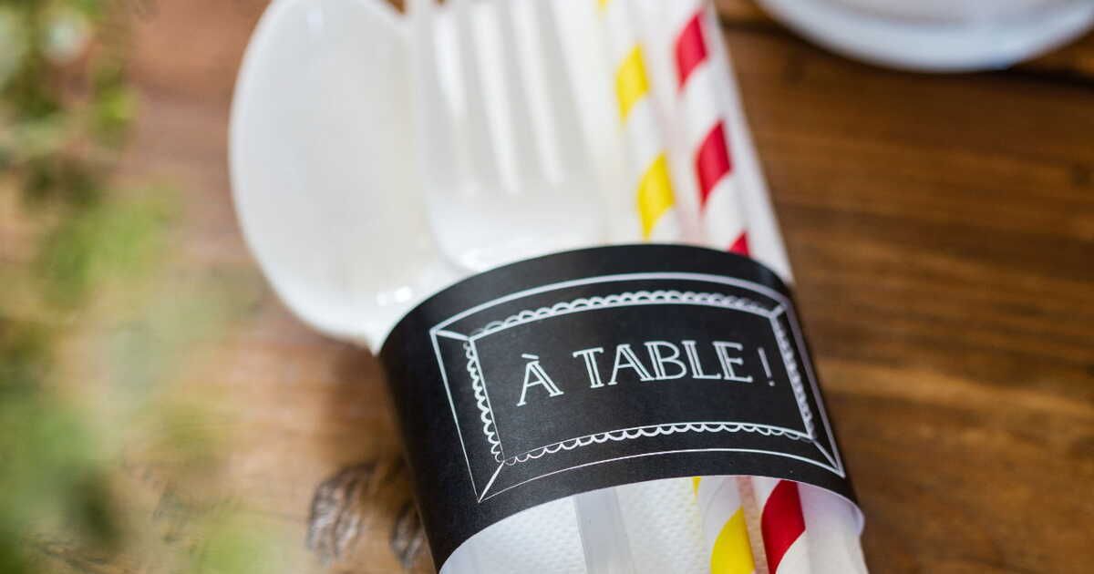 Découvrez l'univers du bistrot avec nos étiquettes personnalisables