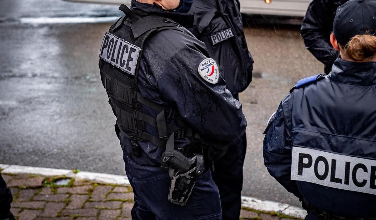 Deux policiers accusés de falsification : délibérations en cours à Créteil