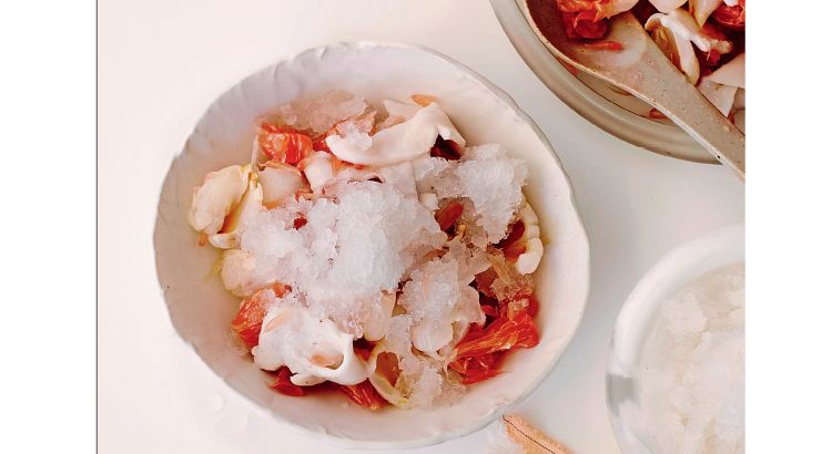 Glace au lait de coco frais, litchi et pamplemousse rose