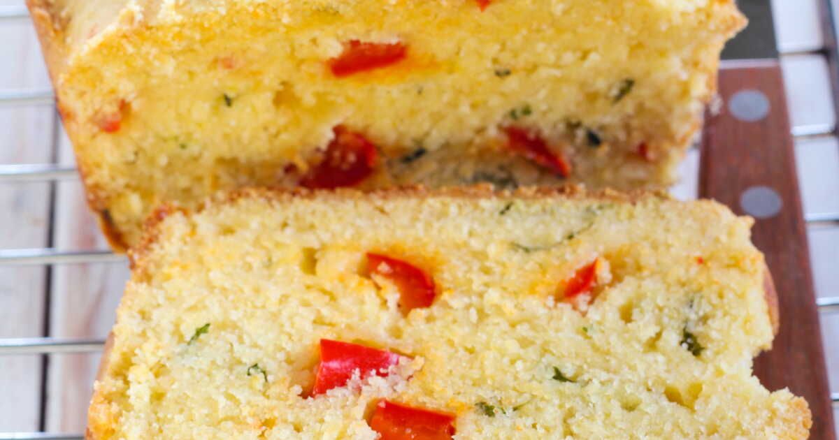 Découvrez la recette savoureuse du cake moelleux au thon et à la tomate