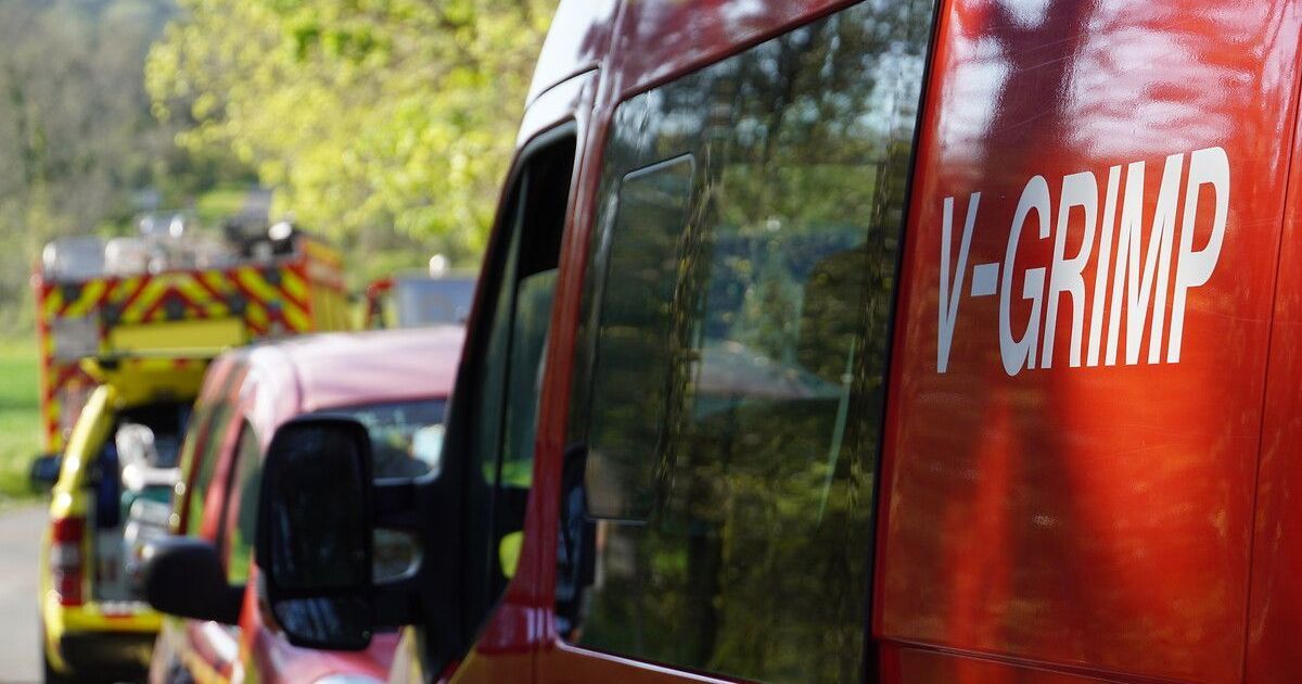 Une automobiliste secourue après une chute spectaculaire dans un ravin en Dordogne