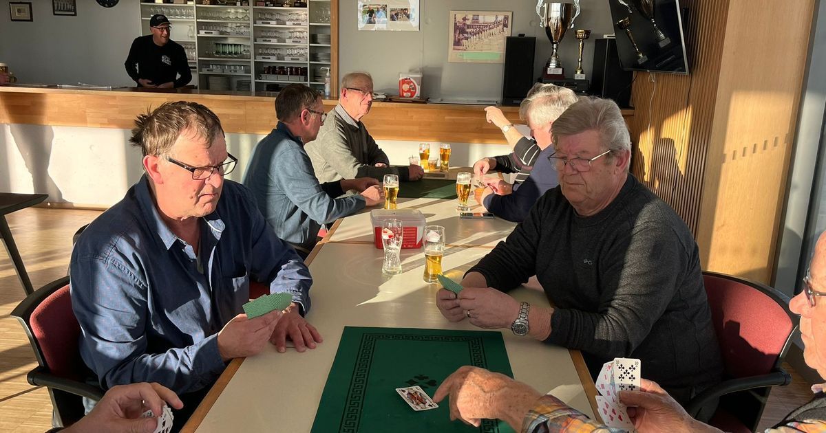 À la découverte du derdelé, le jeu de cartes alsacien qui unit les générations à La Wantzenau