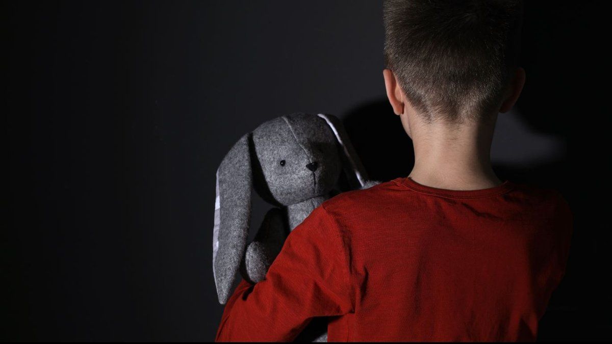 L'horreur en famille d'accueil : un enfant de 12 ans torturé jusqu'à la mort