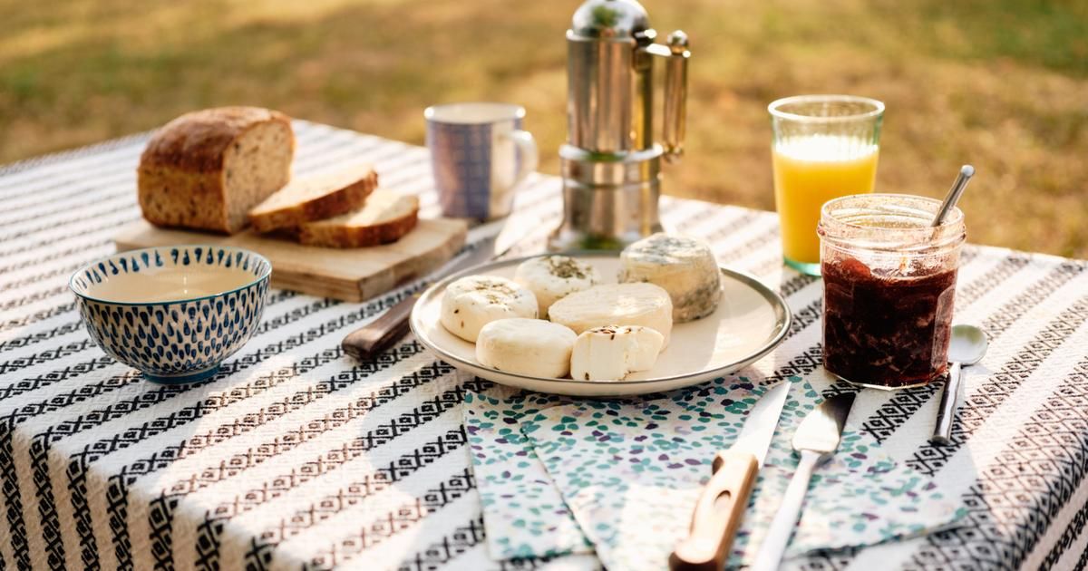 Déjeuner léger, dîner copieux : un nouveau regard sur la perte de poids