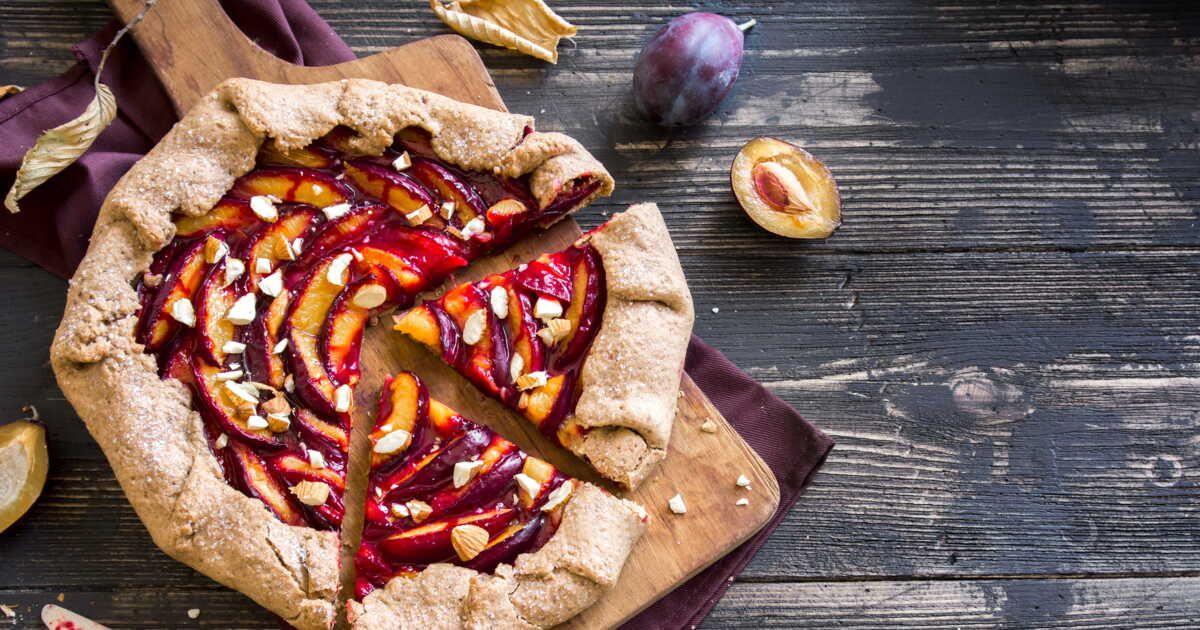 Tartes rustiques aux fruits : 20 recettes à savourer