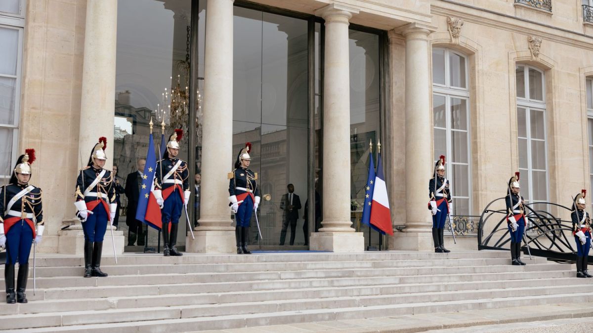 Le mystère des perquisitions à l'Elysée : l'article 67 en question