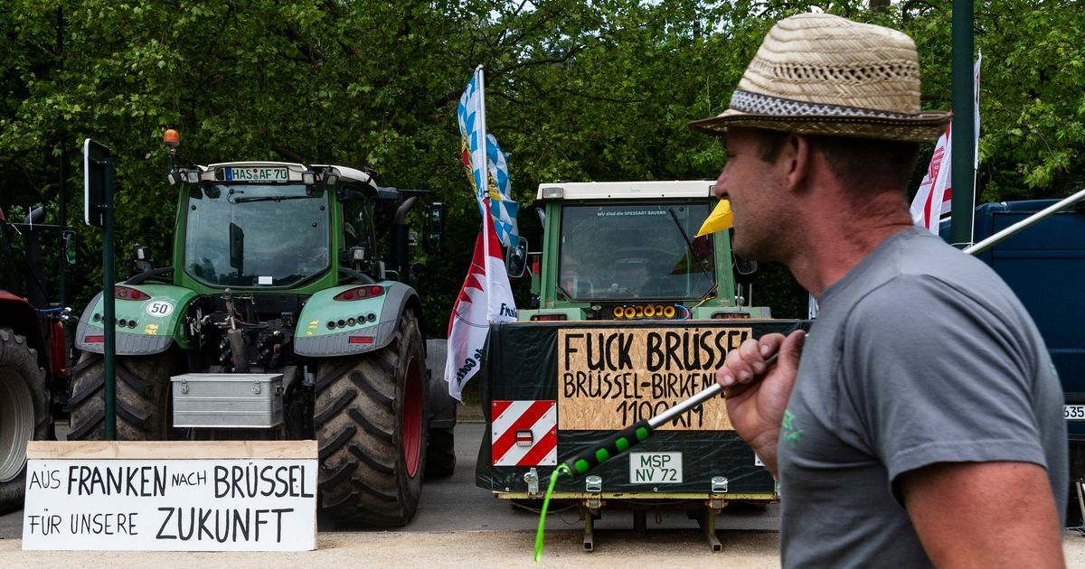 Des agriculteurs se mobilisent à Strasbourg contre les nouvelles régulations sur les engrais