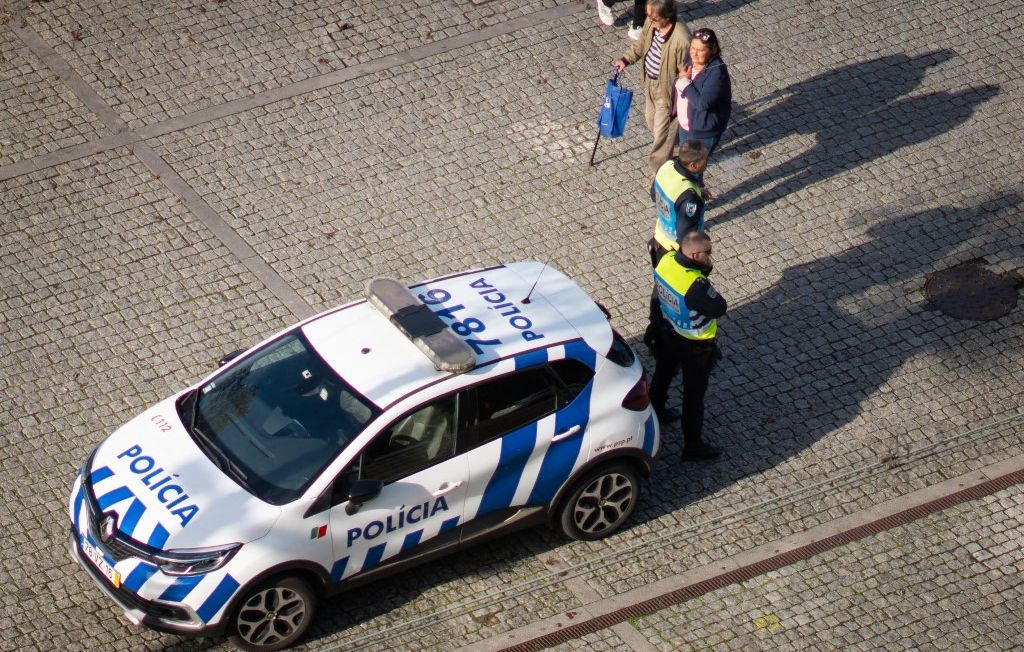 Des enfants retrouvés seuls au Portugal : enquête ouverte sur une mère disparue
