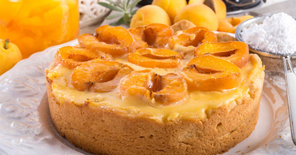 Gâteau caramélisé aux abricots : une douceur incontournable de l'été