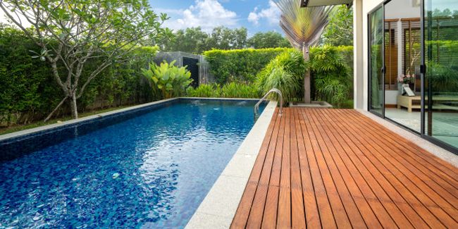 Le vrai coût d'une piscine enterrée : tout ce que vous devez savoir