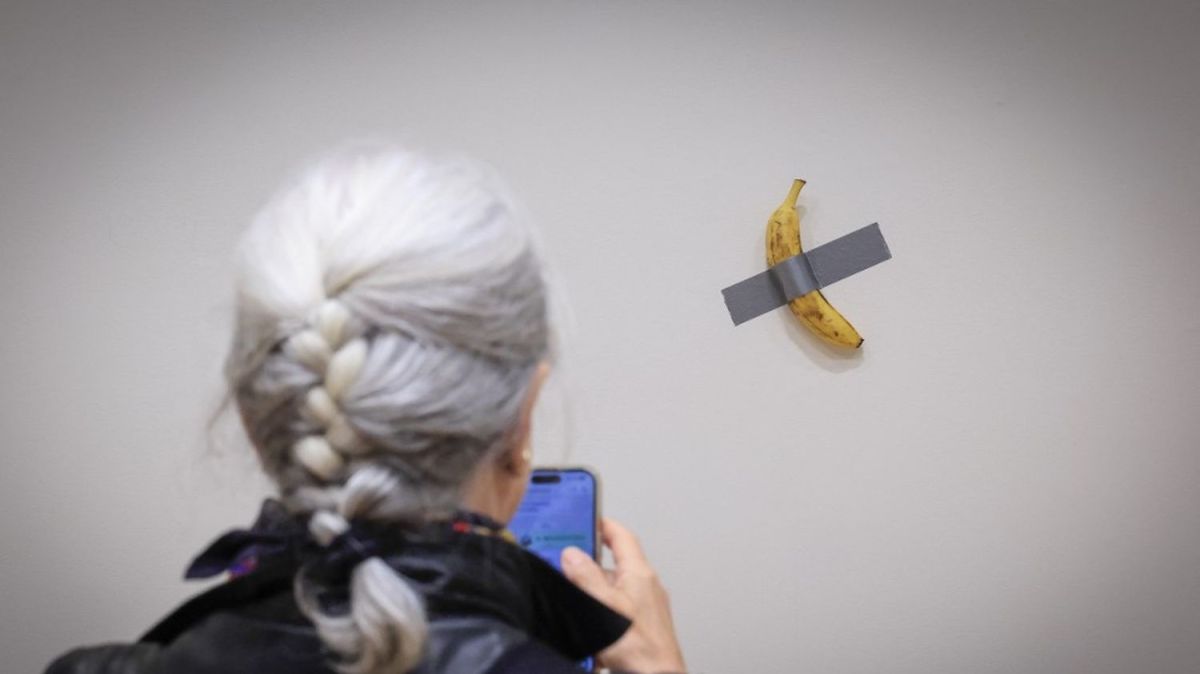 Vol insolite au Centre Pompidou-Metz : la banane emblématique de Cattelan disparaît