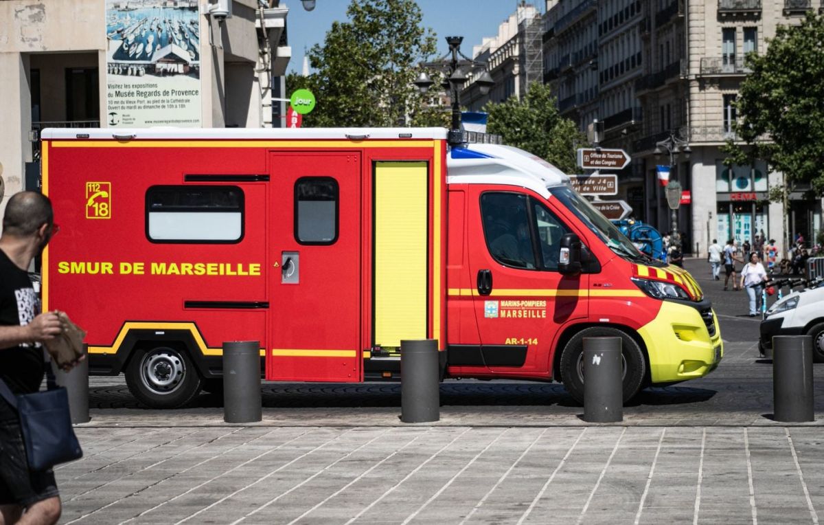 Tragédie à Marseille : un jeune homme succombe après un accident de tramway