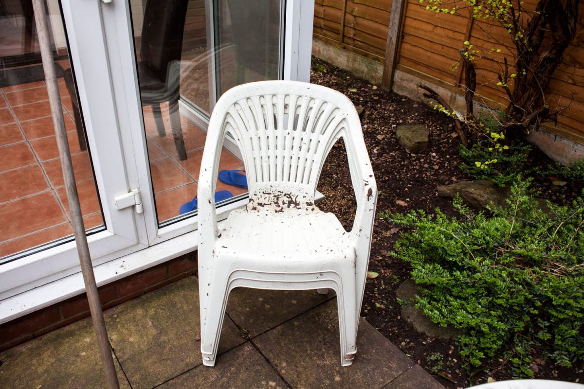 Le secret pour un mobilier de jardin éclatant sans rayures