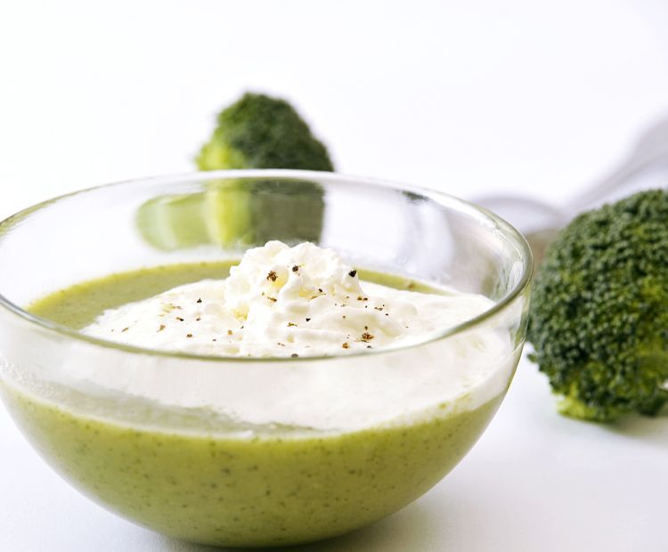 Velouté de brocoli Prince de Bretagne et chantilly de chèvre