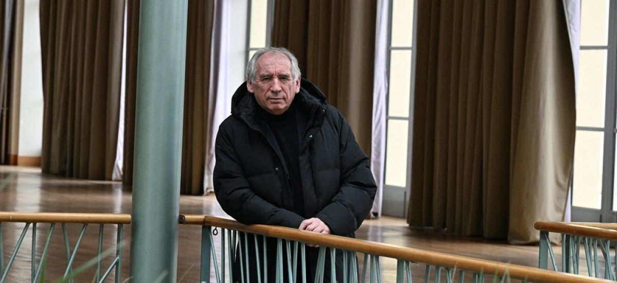 François Bayrou ne sera pas candidat en 2027 : une décision surprenante