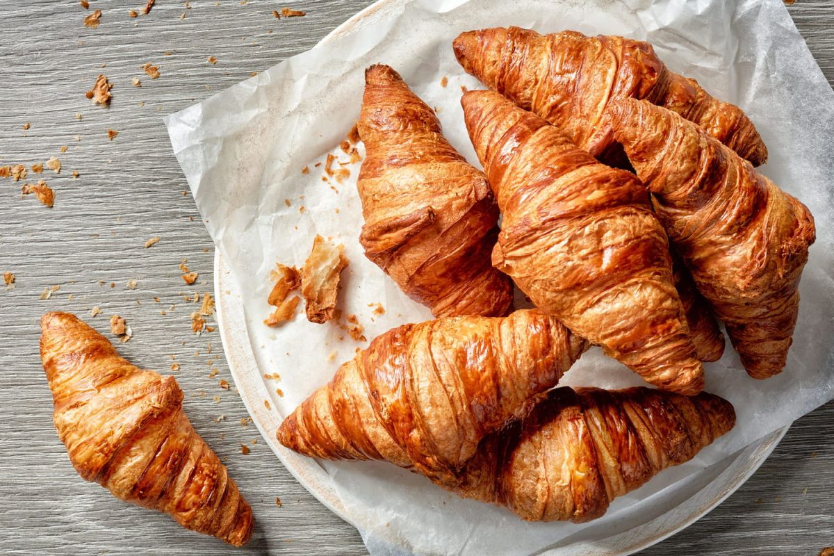 Transformez vos croissants secs en un délice en 15 minutes