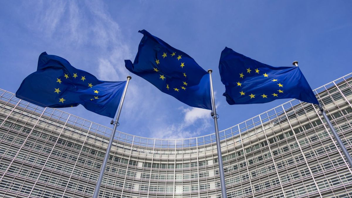 Le débat sur la langue officielle de l'UE : France et Italie en défense du multilinguisme
