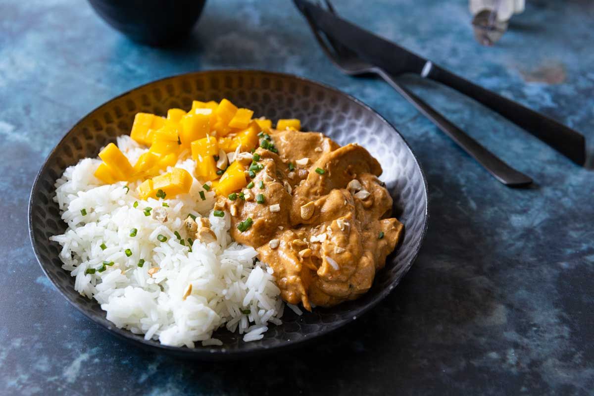 Redécouvrez le poulet au beurre de cacahuètes au Cookeo