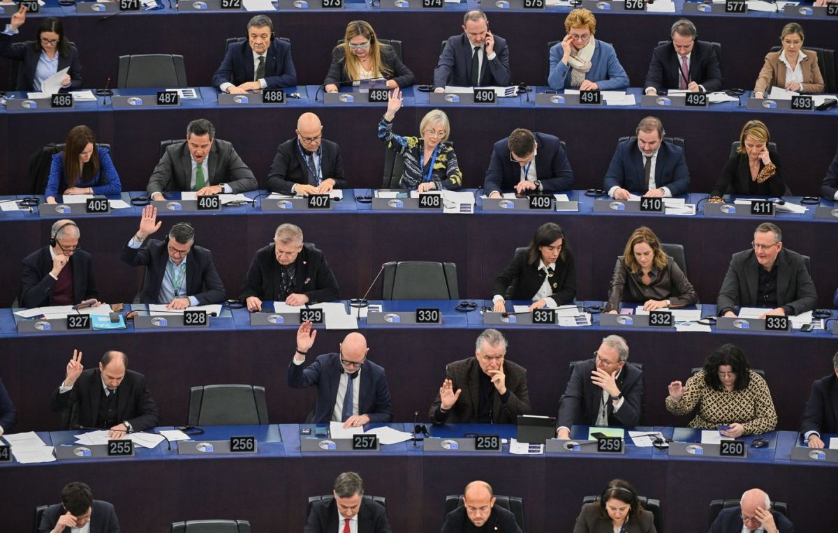 Droits de douane : le Parlement européen valide l'accord avec Trump
