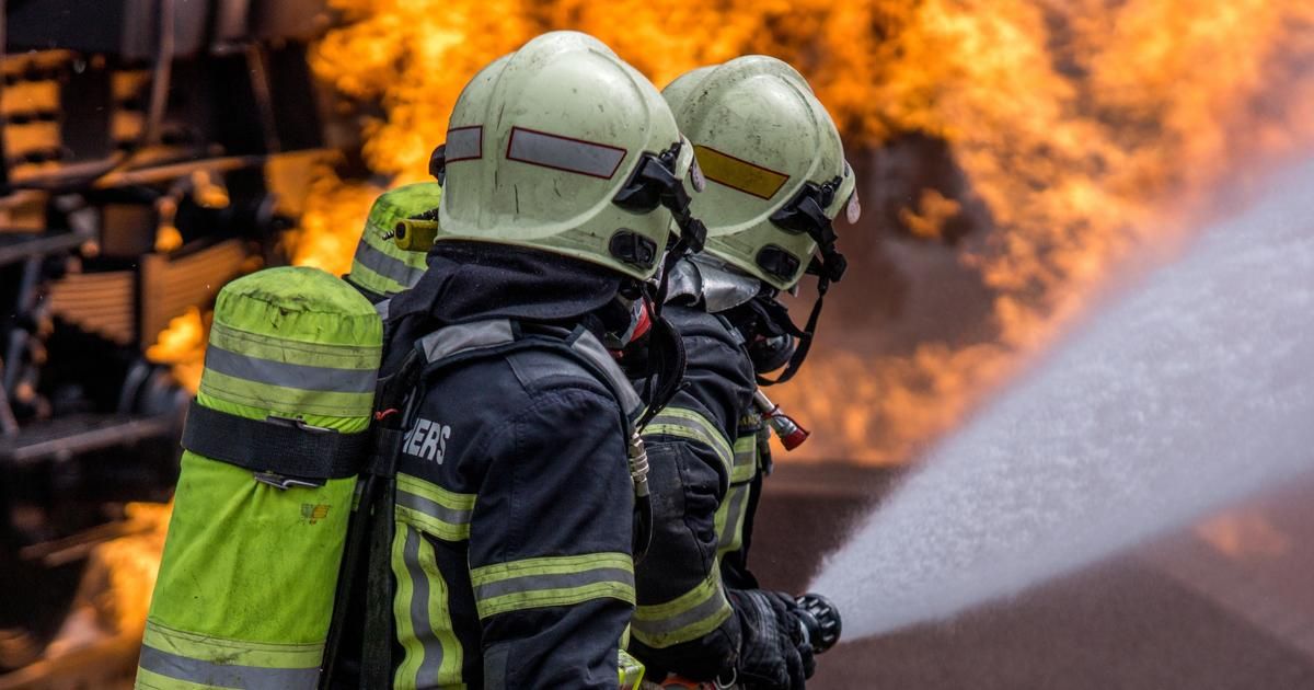 Incendie spectaculaire à Moulins-les-Metz : des explosions et d'importants moyens déployés