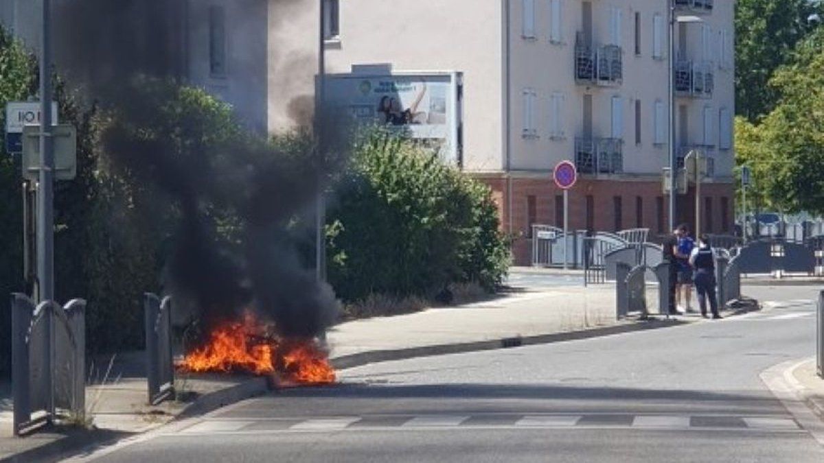 Incendie de scooter à Grenade-sur-Garonne : circulation bloquée