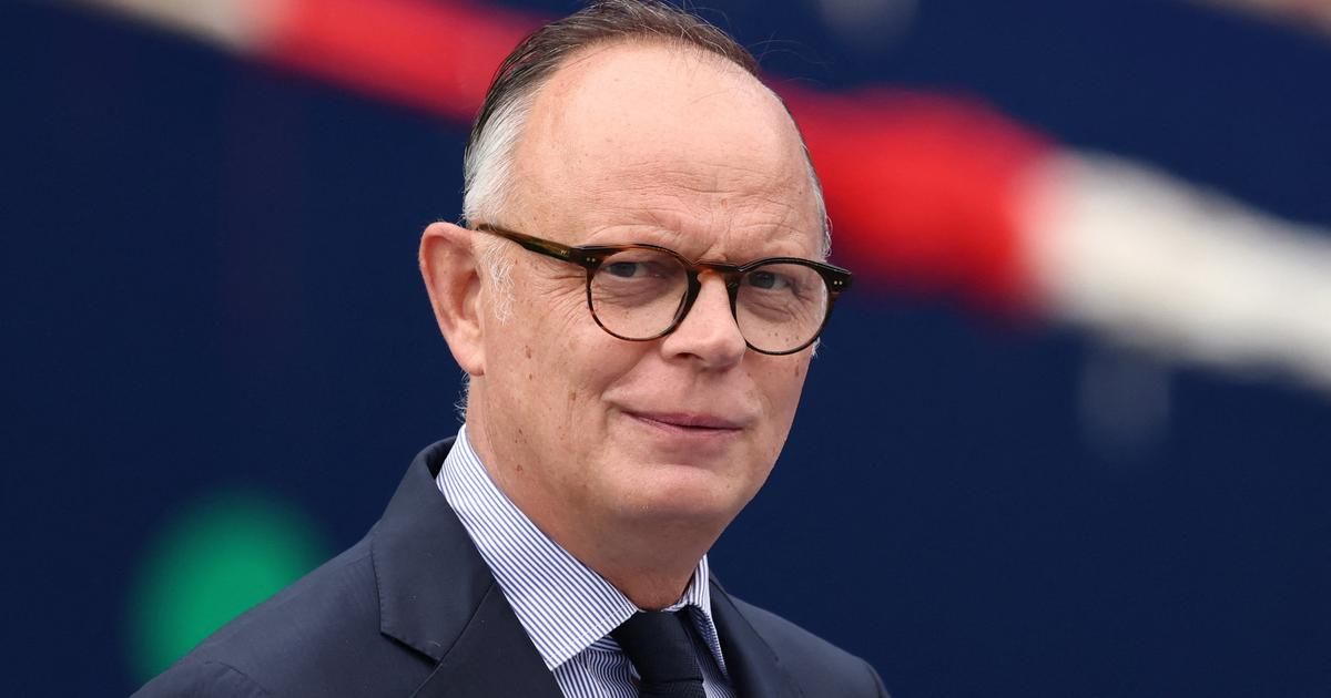 Retraites : Édouard Philippe défend le travail prolongé pour les Français