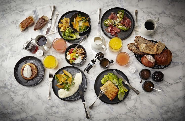 Cyril Lignac revisite le brunch dominical aux Prés