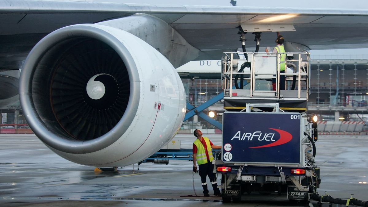 Pourquoi les prix des billets d'avion résistent malgré la chute du coût du kérosène
