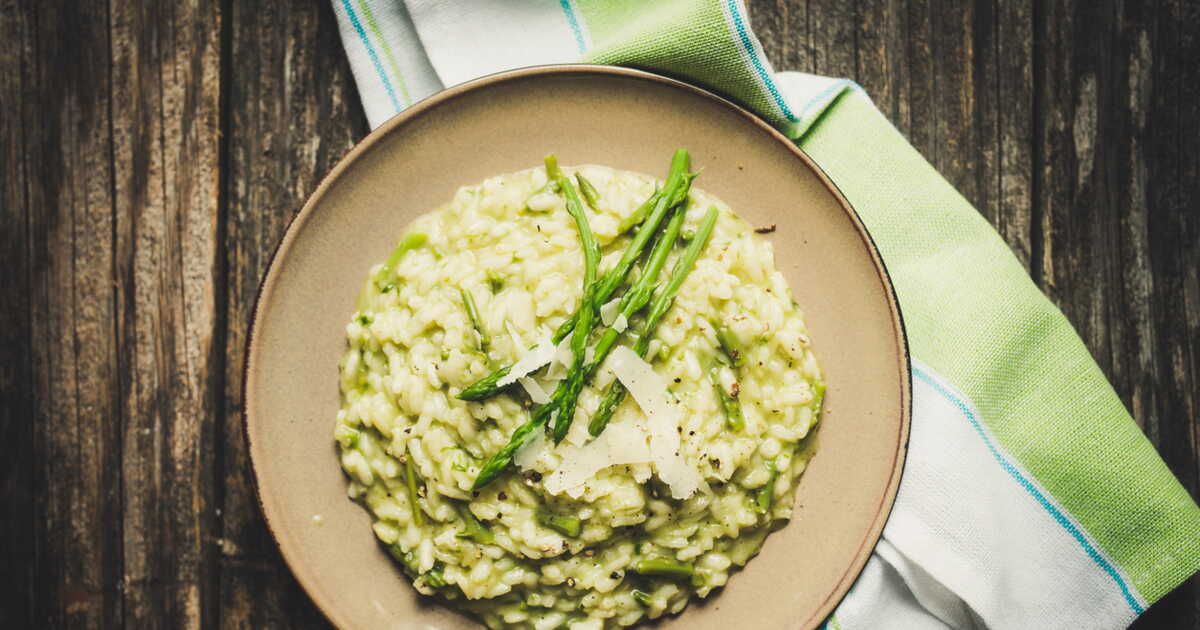 Savourez le risotto aux asperges avec ces 5 recettes irrésistibles